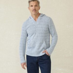 Faherty Textured Blue and White Pullover